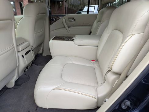 Used 2017 INFINITI QX80 Base w/ Driver Assistance Package image 13