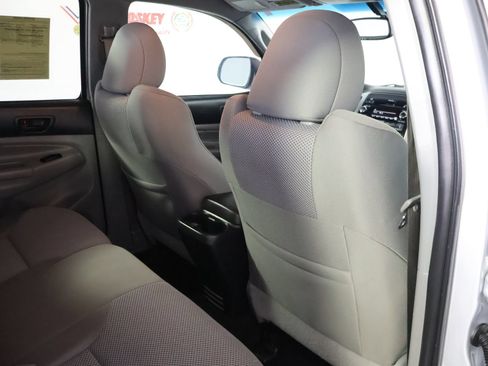 Used 2012 Toyota Tacoma PreRunner w/ TRD Off-Road Pkg RWD image 33