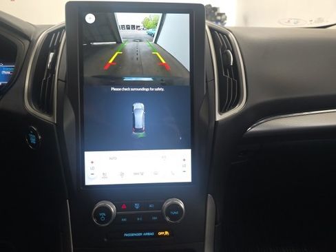 Used 2022 Ford Edge SEL w/ Sport Appearance Package image 23