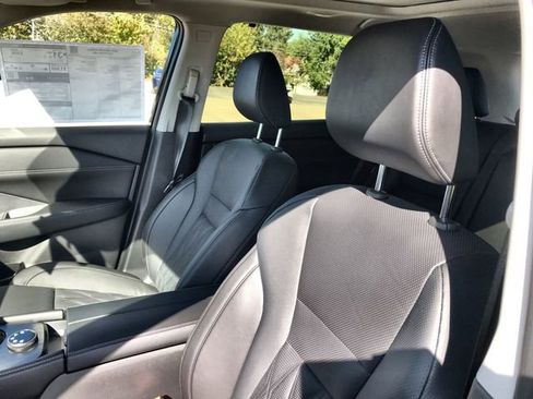 New 2026 Nissan Rogue Platinum w/ Platinum Premium Package image 11