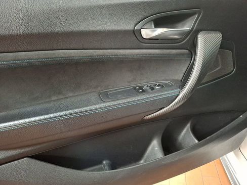 Used 2017 BMW M2 image 9