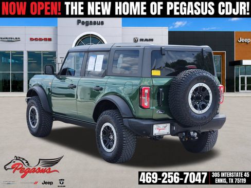 Used 2024 Ford Bronco Badlands AWD/4WD image 4