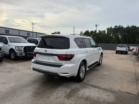 Used 2023 Nissan Armada SV RWD image 5