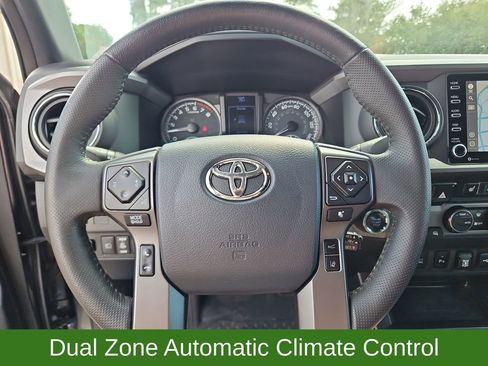 Used 2020 Toyota Tacoma TRD Sport w/ TRD Premium Sport Package AWD/4WD image 10