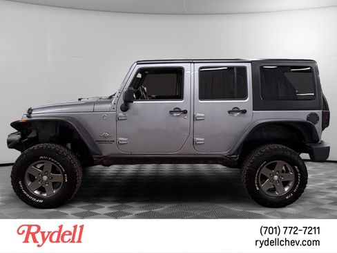 Used 2013 Jeep Wrangler Unlimited Sport AWD/4WD image 2