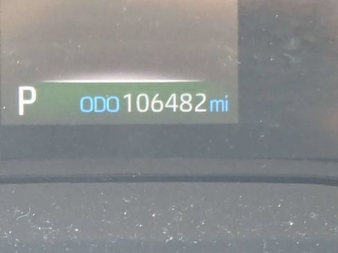 Used 2022 Toyota Sienna XLE FWD image 29