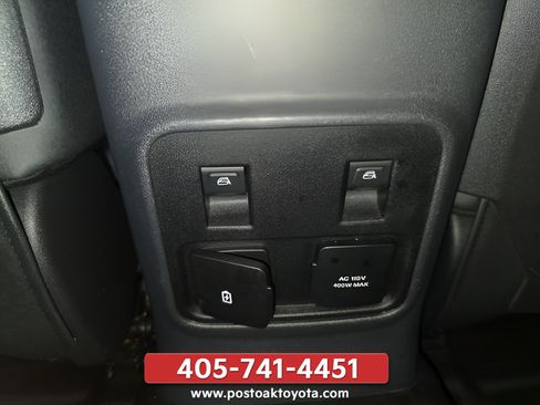 Used 2023 Ford Bronco Black Diamond AWD/4WD image 24