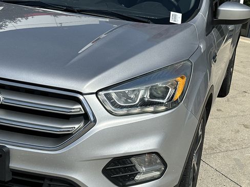 Used 2017 Ford Escape SE w/ Equipment Group 201A AWD/4WD image 11