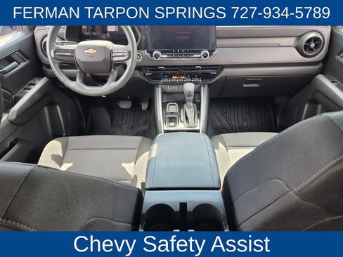 Used 2025 Chevrolet Colorado W/T w/ WT Custom Package RWD image 18
