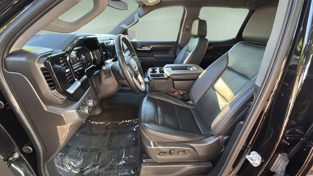 Used 2025 GMC Sierra 1500 SLT AWD/4WD image 19