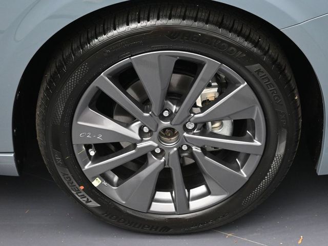 New 2026 Nissan Sentra SL w/ Floor Mat Package FWD image 6