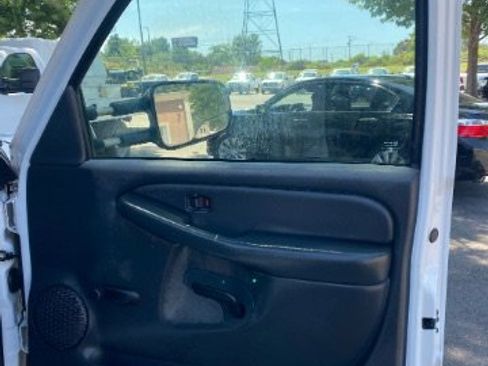 Used 2002 Chevrolet Silverado 3500 2WD Regular Cab image 12