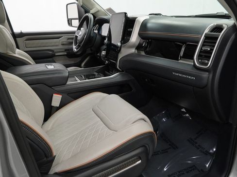 Used 2025 RAM 1500 Tungsten w/ Off Road Group AWD/4WD image 49