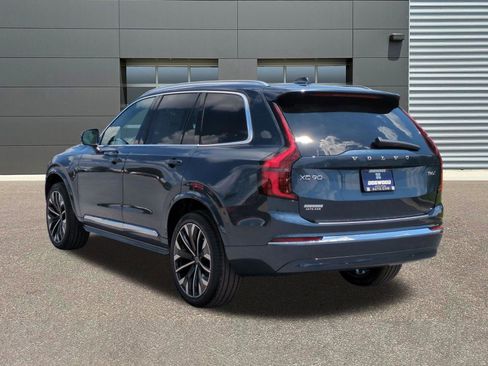 New 2026 Volvo XC90 B6 Plus w/ Protection Package Premier AWD/4WD image 5