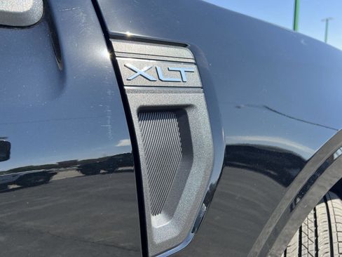 New 2026 Ford Maverick XLT FWD image 3