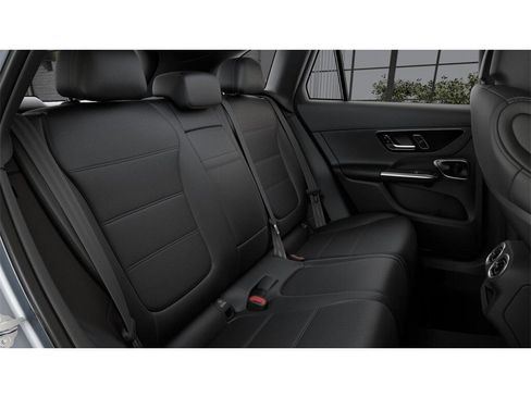 New 2026 Mercedes-Benz GLC 300 4MATIC image 5