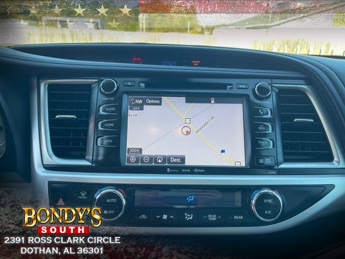 Used 2019 Toyota Highlander FWD V6 image 5