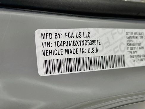 Used 2022 Jeep Cherokee Trailhawk w/ Trailer Tow Group AWD/4WD image 30