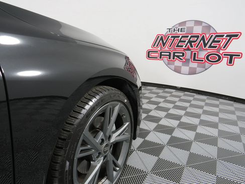 Used 2024 Audi A3 2.0T Premium image 34