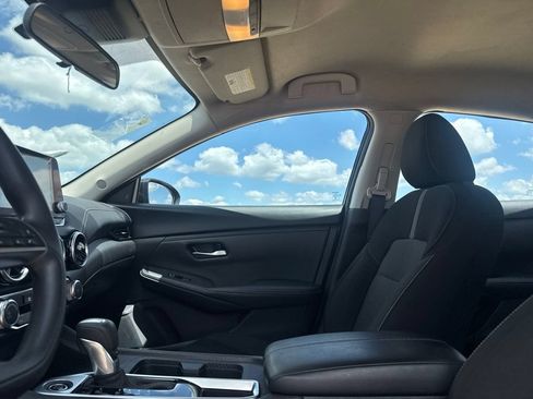 Certified 2025 Nissan Sentra SV FWD image 37
