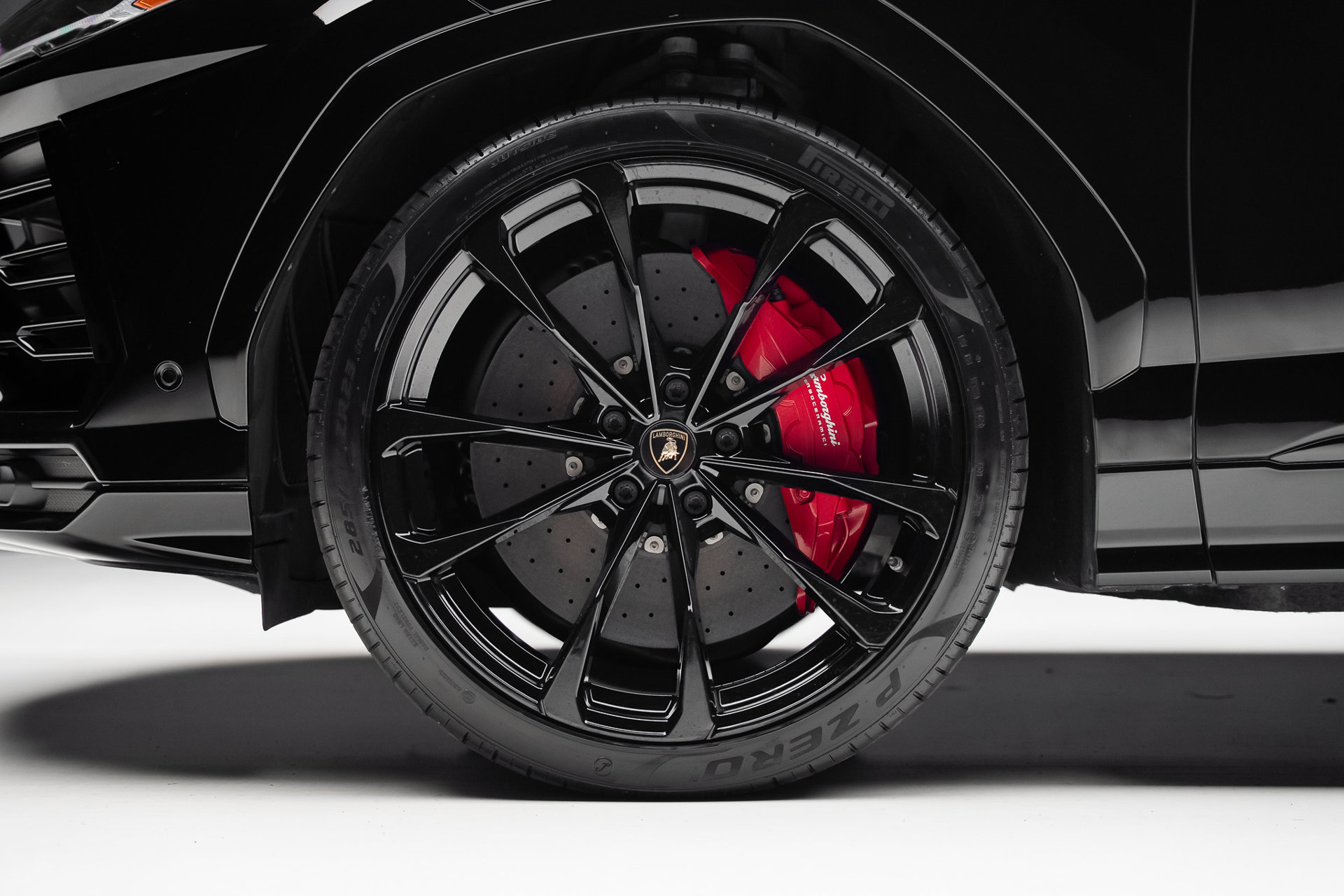 Used 2019 Lamborghini Urus AWD/4WD image 19