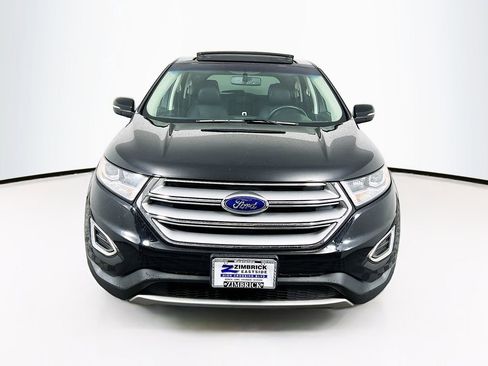 Used 2017 Ford Edge Titanium w/ Equipment Group 301A image 2