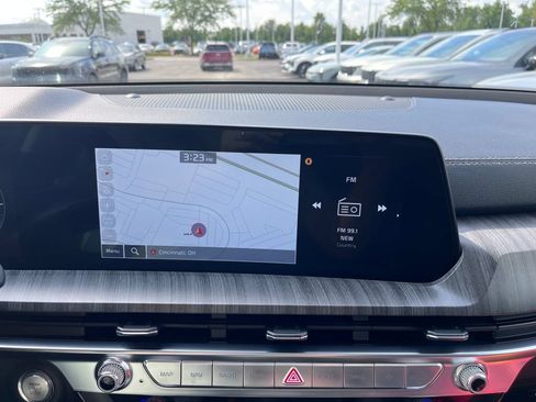 Certified 2025 Kia Telluride SX FWD image 15