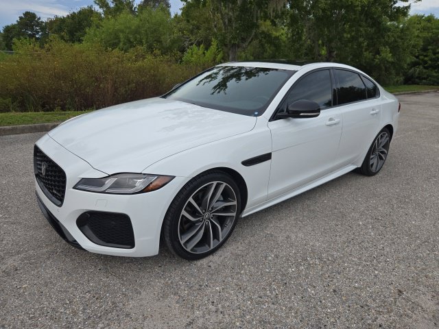 Used 2024 Jaguar XF R-Dynamic SE AWD/4WD image 1