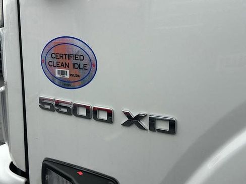 Used 2023 Chevrolet Low Cab Forward 5500XD image 27