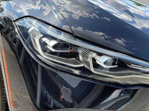 Used 2022 BMW X7 xDrive40i w/ M Sport Package AWD/4WD image 30