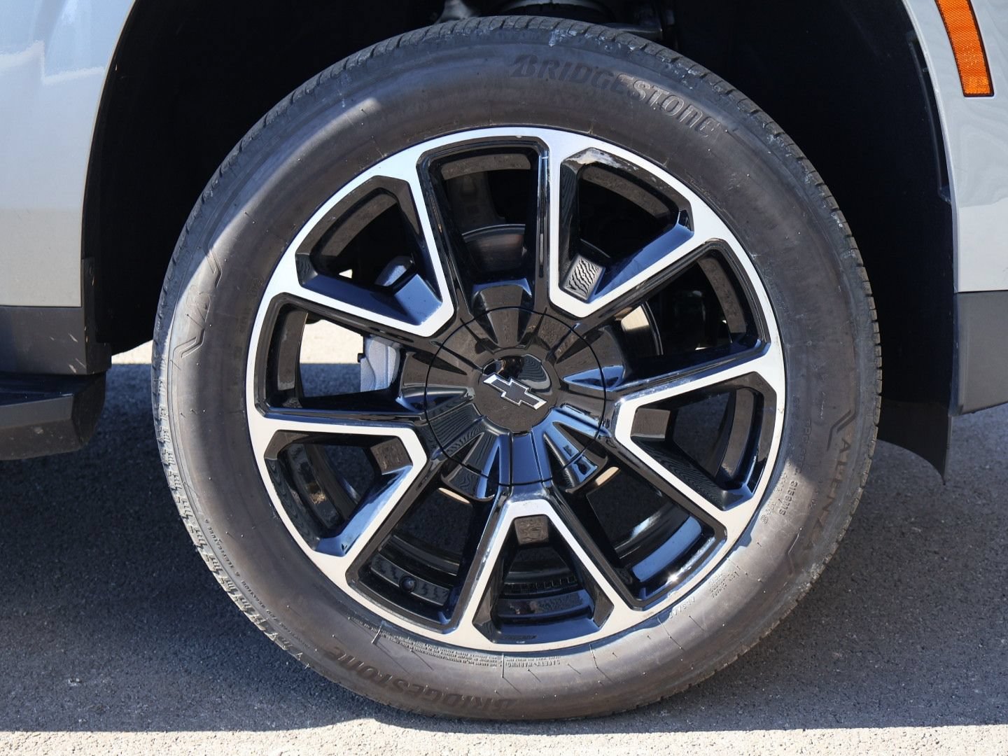 Used 2026 Chevrolet Tahoe RST w/ Comfort Package AWD/4WD image 30