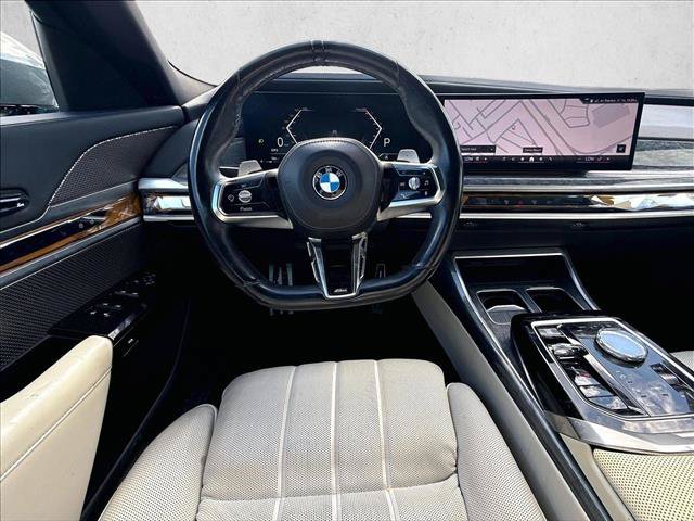 Certified 2024 BMW 740i RWD image 7