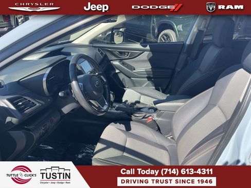Used 2020 Subaru Crosstrek 2.0i Premium w/ Moonroof Package 1 AWD/4WD image 18
