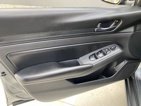 Used 2023 Nissan Altima 2.5 S image 17