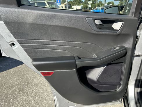 Used 2024 Ford Escape Active image 12