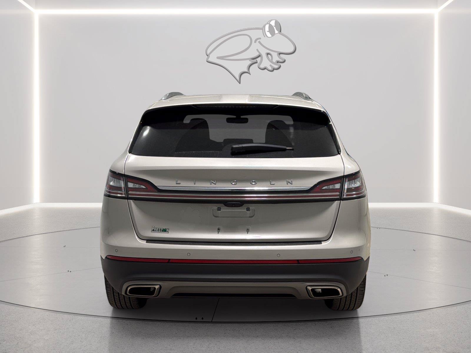 Used 2023 Lincoln Nautilus Reserve w/ Luxury Package AWD/4WD image 4