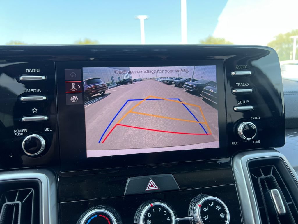 Certified 2023 Kia Sorento LX AWD/4WD image 19