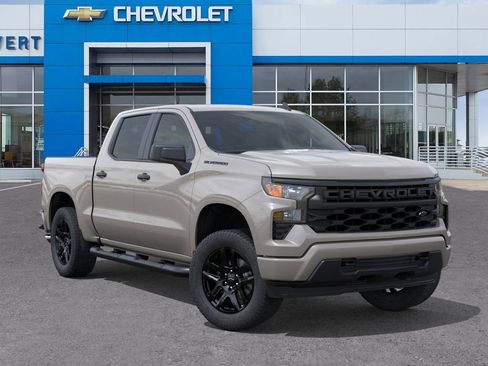 Used 2026 Chevrolet Silverado 1500 Custom w/ Turbomax Blackout Package RWD image 7