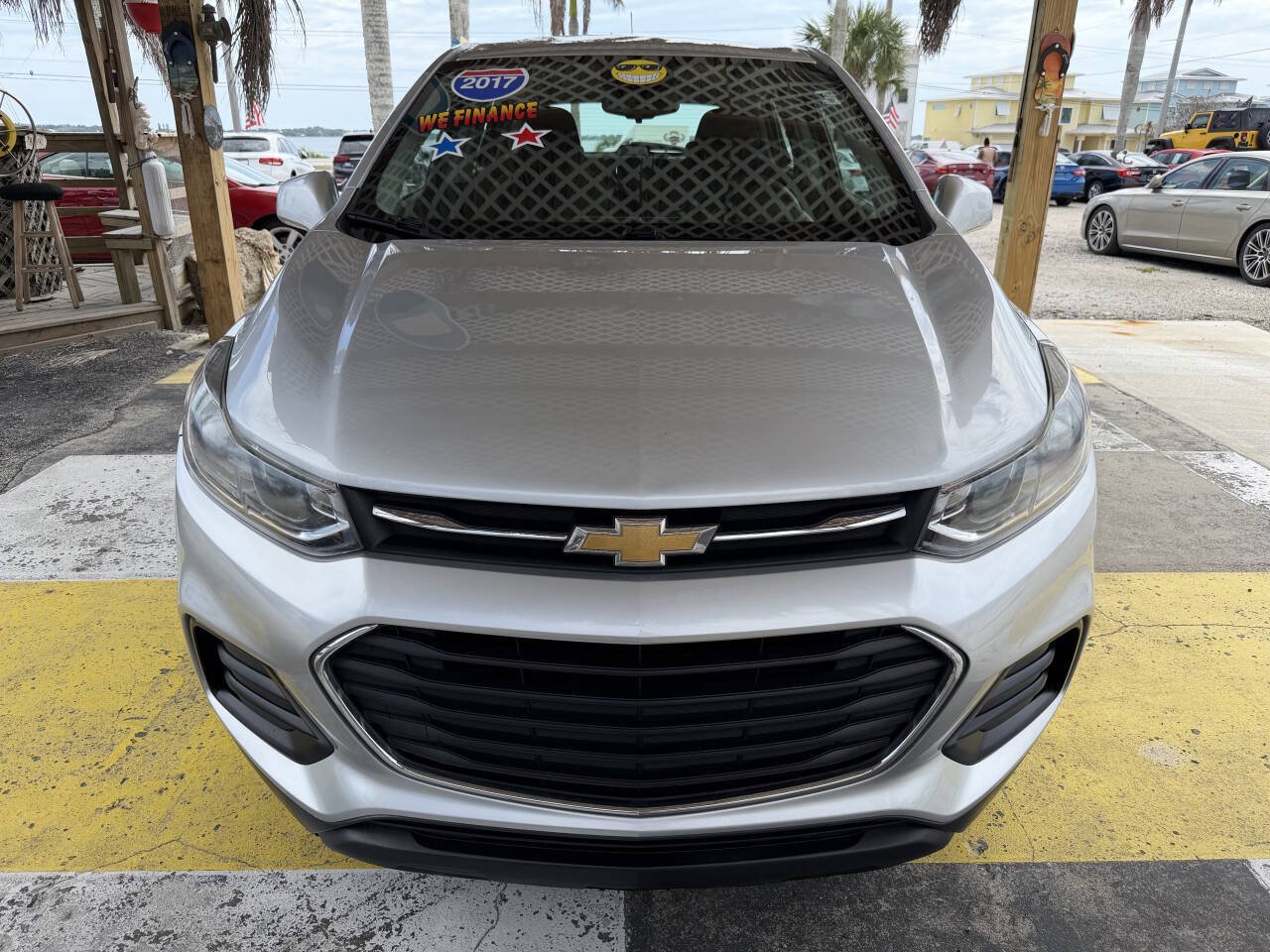 Used 2017 Chevrolet Trax LS FWD image 2