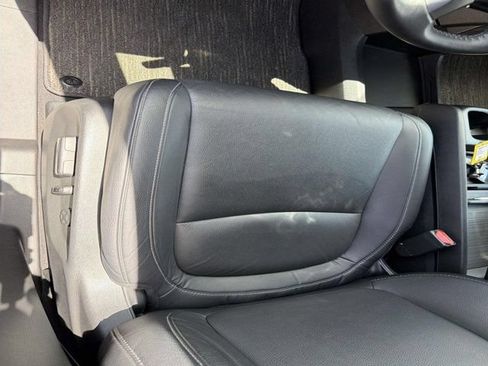 Used 2022 Honda Odyssey Touring image 9