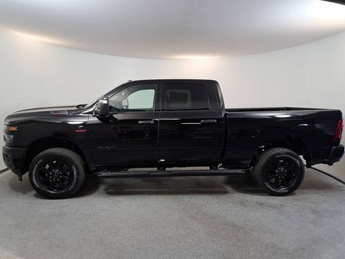 New 2026 RAM 2500 Big Horn AWD/4WD image 4