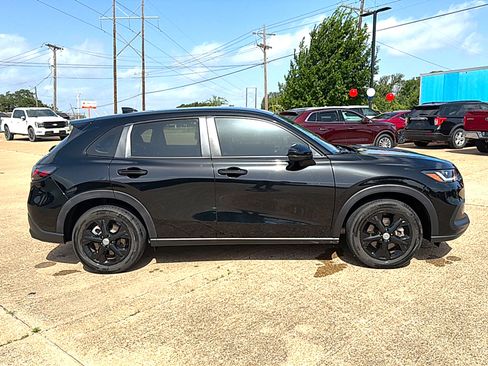 Used 2024 Honda HR-V LX image 4