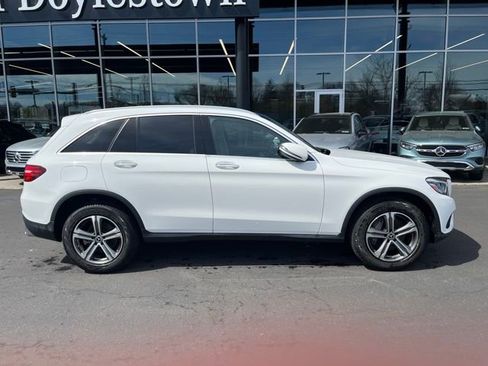 Used 2019 Mercedes-Benz GLC 300 4MATIC image 9