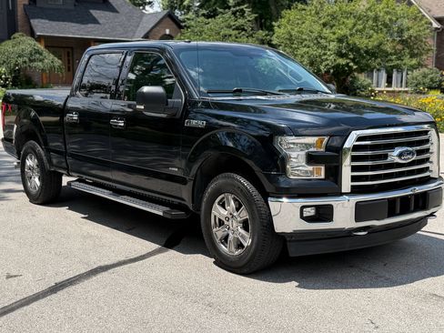 Used 2017 Ford F150 XLT w/ Equipment Group 302A Luxury AWD/4WD image 8