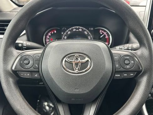 Used 2023 Toyota RAV4 XLE w/ Convenience Package FWD image 28