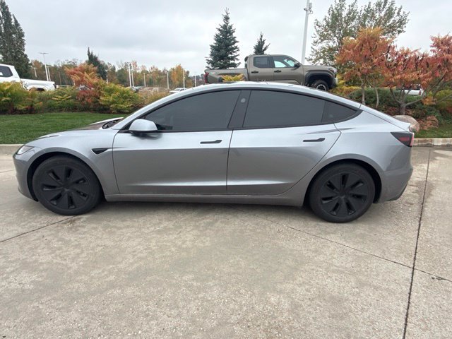 Used 2025 Tesla Model 3 Long Range AWD/4WD image 7