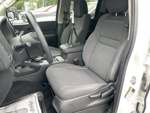 Used 2024 Nissan Frontier S w/ Technology Package AWD/4WD image 27