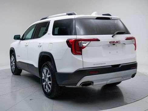 Used 2023 GMC Acadia SLT w/ Preferred Package image 7