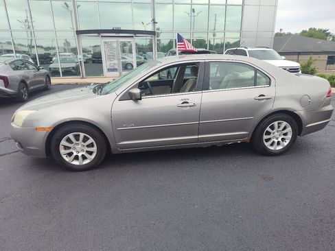 Used 2008 Mercury Milan FWD image 3