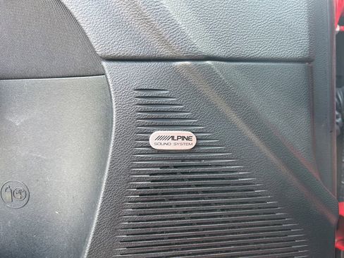 Used 2023 Dodge Challenger SXT image 12